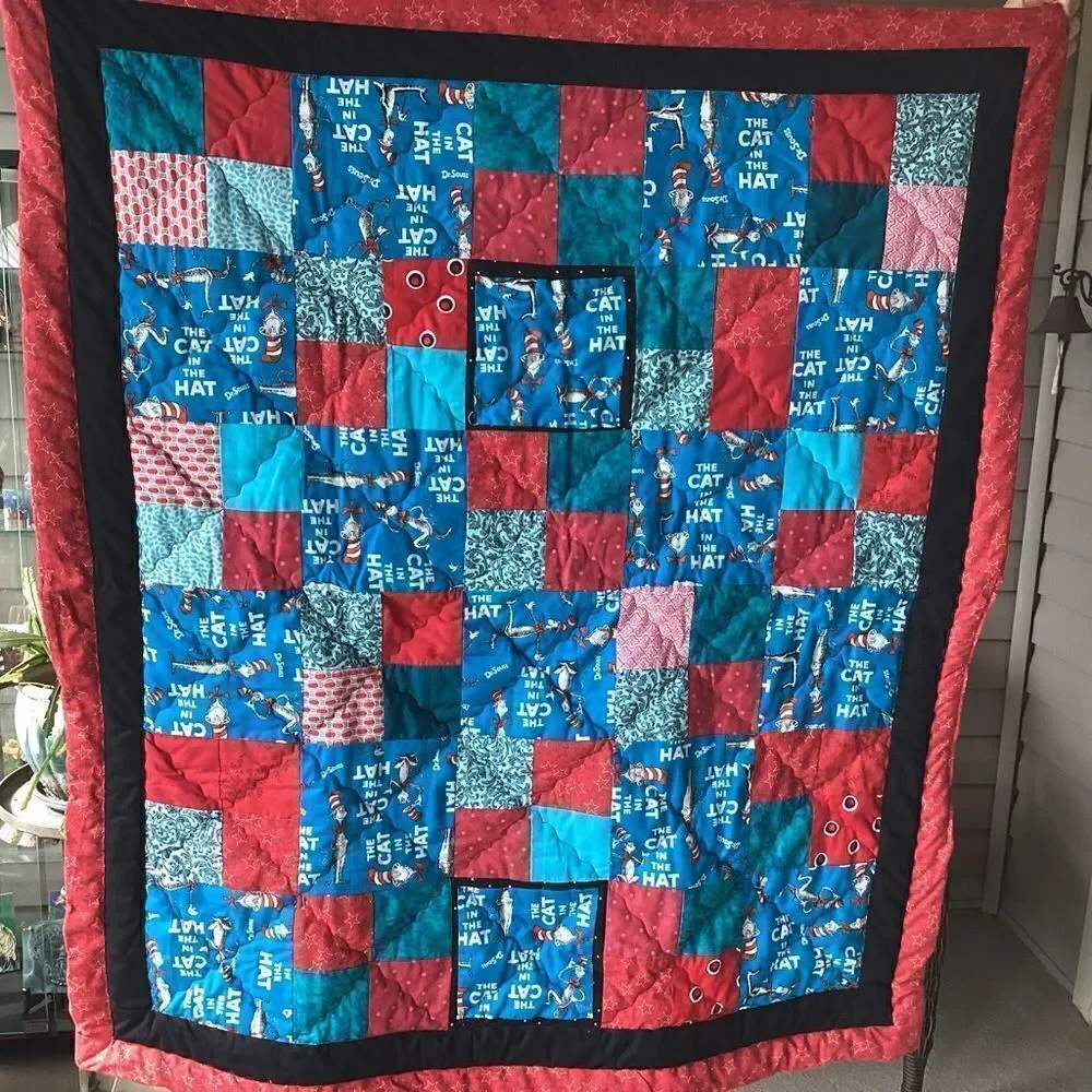 NWT. Hand Crafted  Dr. Seuss’ Cat in The Hat Lap Quilt